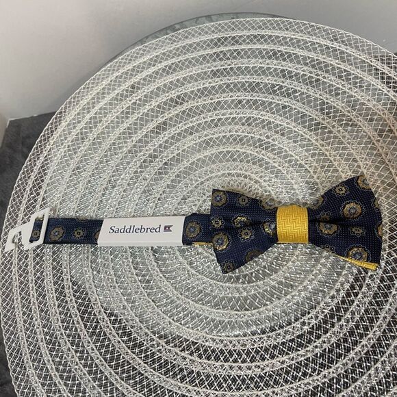 Saddlebred Men’s Bow Tie in Navy/Yellow NWT - Picture 1 of 7